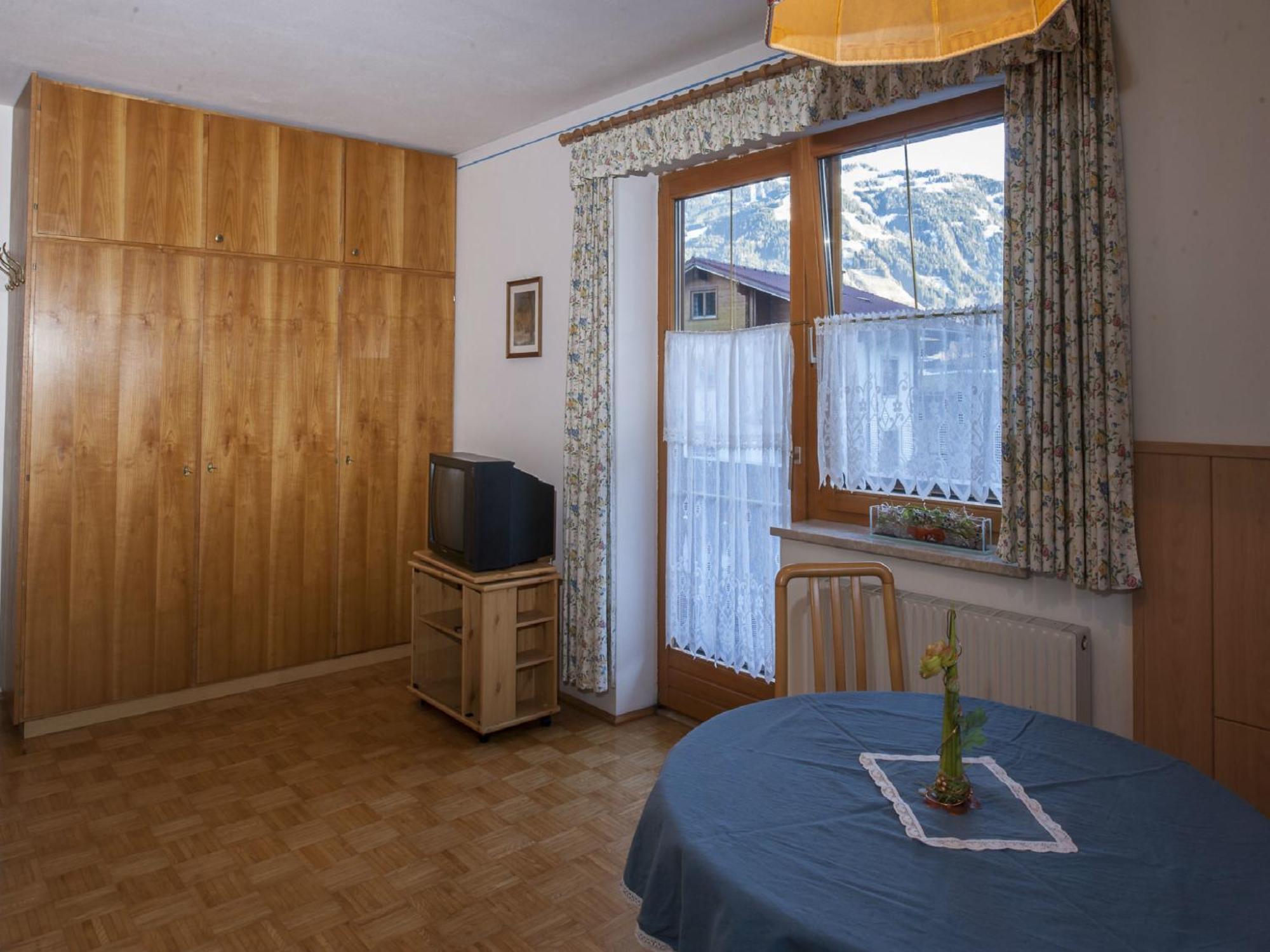 Haus Schoenegger Dorfgastein Rum bild
